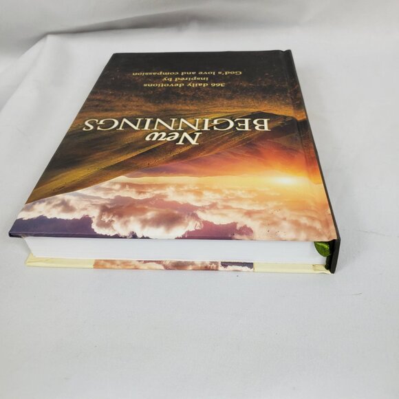 New Beginnings 366 Daily Devotions Inspired By Gods Love and Compassion Hardback - Picture 4 of 11